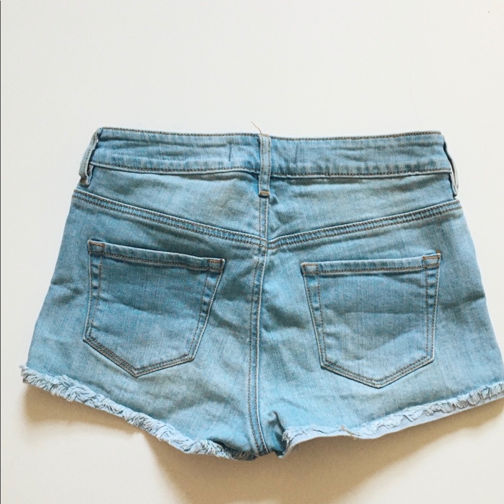 Bullhead Super High Rise Shorty Denim Jean Shorts Size 3 - Picture 3 of 4